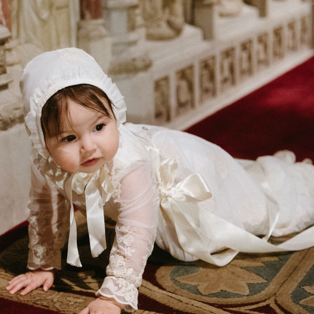 dresses emporio armani Christening Gown Embroiridery With Antique Lace (3mths-12mths) –  biancabluenewyork